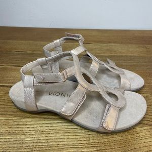 Vionic Jodie sandals size 6